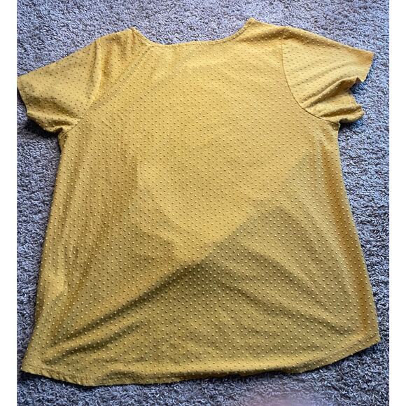 Rose+Olive Mustard Knotted-Front Top - Size 1X ** - Picture 7 of 7